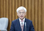 일단 '9인체제' 완성한 헌재...9일 뒤 또 '7인' 후퇴할수도