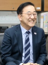 민주당 최초 '5연임 사무총장' 김윤덕 의원