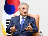 문재인 "윤석열 정부 경제 실패…반헌법적 비상계엄"