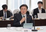 유상임 과기정통부 장관 "SKT 유심 사태, 적극개입 노력"