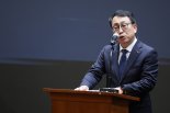 "오늘부터 SKT T월드 매장 2600여곳서 유심 교체" 재고는 얼마나...