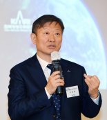 '취임100일' 이상철 항우연 원장 "민간기술이전 유연해야"