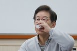 속도 붙던 이재명 파기환송심 '기일 변경'…재판부 결정 배경은