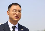 '국힘 탈당' 김상욱 "이재명, 가장 보수다운 후보"..이재명 지지선언