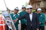김진태 강원지사, 구조 손상 전면 통제된 화천교 현장 점검