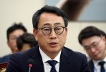 SKT 유영상 "위약금 면제 결론 못내..총 피해 3년간 7조원 이상"
