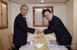 이재명, 김종인 만나 조언 구했다…金 “국민 안심시킬 준비 중요”