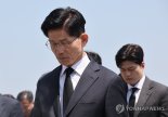 '반탄' 김문수, 태도 변화 감지.."계엄·탄핵 사과, 논의할 것"