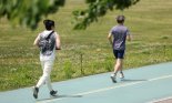 “1만보 집착 마세요”..30분만 걸어도 효과 좋다는 '이 방법' [건강잇슈]
