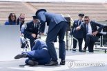 정적 바이든 암 진단 소식에 쾌유 전달한 트럼프