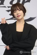 황정음, '회삿돈 43억' 횡령...코인 투자 인정 "부동산 처분해 갚을 것"