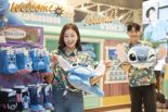 신세계百 강남점에서 느끼는 하와이 감성...릴로&스티치 팝업 29일까지 열려