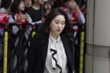 '계몽' 김계리, 입당심사?…김재원 "尹 변호한 게 큰 오점이냐"