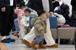 감기인 줄 알았는데 붉은 발진이…어린아이들 '이 병' 주의보