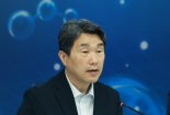 이주호 "AI 활용 1등 국가 도약할 과감한 도전 계속해 달라"