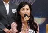 "오페라 공연하러 손주 돌보다 입국".. 시민과 함께하는 도심 속 야외 오페라 '마술피리'