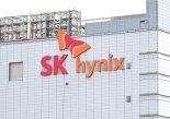 "SK하이닉스, 내년 5세대 HBM 점유율 60% 이상 확보할 것"-메리츠證