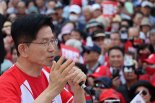김문수 "尹도 의대 증원했다 혼나"...의대 유치 요청에 난색