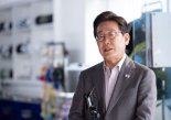 李 대선공약집 공개.."경제부처 빼고 왠만하면 기존 부처 손대지 않을 것"