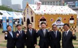 먹고 돌리고 뽑고…"K스낵 생생체험에 하루가 버라이어티" [2025 서울식품유통대전]