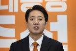 민주당 "젓가락 발언, 이준석 창작물" vs 이준석 "공소장에 나온다"