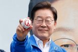 이재명 "김문수는 尹 아바타에 전광훈 꼭두각시"