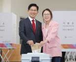 "소통 대통령 시대 열겠다" 金, 국민과 대화 정례화 약속 [6·3 대선]