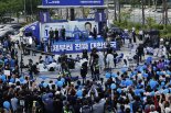 이재명 "국힘, 보수 정당조차도 안 된다…내가 그 역할 맡겠다"