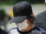 "남편 신분증으로 대리투표" 선거사무원 구속