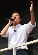 李·金 때리는 이준석… "젊은세대 의견, 정치에 녹여내고 전달" [6·3 대선]
