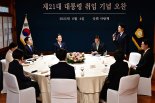 李대통령 “야당 자주 연락하겠다”..野, ‘방탄법’ 강행 만류
