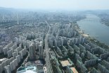 "아파트가 빵이면 밤새워 만들 텐데”...결국 핵심은 공급 [부동산 산책]