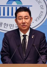與원내대표 출마 김병기 "검찰·사법·언론개혁 1년 내 신속 추진"
