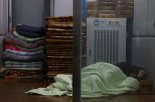 거리 노숙인 4명중 3명 '수도권'거주…노숙인 고령화 속도 가팔라