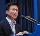 문재인 부탁에도 "절대 안 됩니다"…'청와대 살림꾼' 이정도 복귀