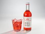 'MZ세대 여성 입맛 노린다'...보해양조, 복분자맛 디저트 술 '복받은부라더 홍연' 출시