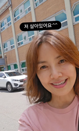 "저 살아있어요"…신애라, 생존신고하며 "가짜 뉴스 믿지 마라"