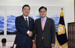 민주 ‘여야 원내대표 정례회동-19일 본회의 개의’ 요구