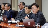 李대통령 "서민들 고통 매우 커…국가 재정 이제 사용할 때"