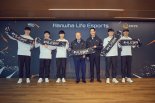 [르포] "생명보험은 몰라도 한화생명은 사랑해요!"...호찌민 뒤흔든 "제우스 오빠" 함성의 정체