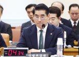 김용현 '추가 기소' 사건 재판부, 23일 구속 심문..."재판부 고발"