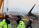 속도 붙는 무안공항 사고 수사...국토부·공항공사 등 15명 형사입건