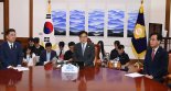 與野 26일 본회의 합의..법사위원장·추경 두고 막판 기싸움