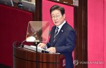 李대통령, 용산 대구탕집서 식사…"골목 상권 살아야 경제·민생 살아"