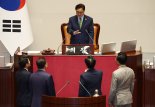 與, 쟁점법안 무더기 강행...여야 격돌의 한 주 밝았다