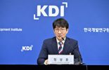 높은 美中 무역의존도, 커지는 韓 경제 리스크…"CPTPP 가입 등 수출입 다변화 시급"