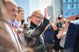 엔비디아, 대중 반도체 수출 재개…젠슨 황 CEO, 트럼프 상대로 로비