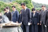 정청래 함구령에도 뜨거운 '주식 양도세'