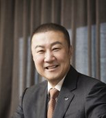 LS 구자은, 신사업 챙기며 '양손잡이 경영'