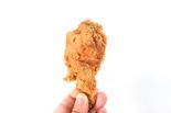 "치킨 뼈 바르면 일당 100만원 드려요"..1만7000명 몰린 '알바', 대체 뭐길래